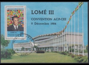 Togo Mi.Nr. Block 258 Konvention von Lomé, Staatspräsident Eyadema, Flaggen