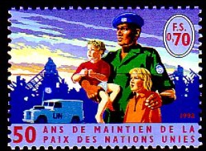 UNO Genf Mi.Nr. 348-Tab Friedenserh. Maßnahmen, UNO Soldat mit Kindern (0,70)