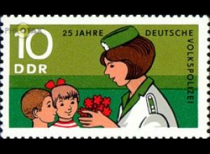 D,DDR Mi.Nr. 1580 Volkspolizei, Polizisten + Kinder (10)