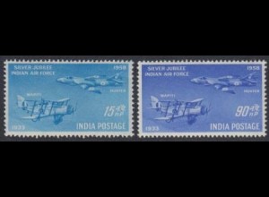 Indien Mi.Nr. 284-85 25Jahre Luftwaffe, Westland Wapiti, Hawker Hunter (2 Werte)