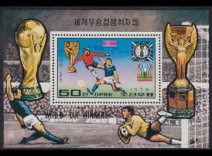 Korea-Nord Mi.Nr. Block 50 Fußball-WM 1978 Argentinien, Spielszene, Pokal