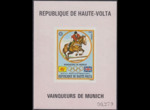 Obervolta Mi.Nr. 389Sb Olympia 1972 München, Goldm. Meade, Springreiten (45)