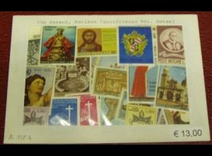 Vatikan, Paket mit 150 verschiedenen Briefmarken ** kpl. Sätze (Bild ähnlich)
